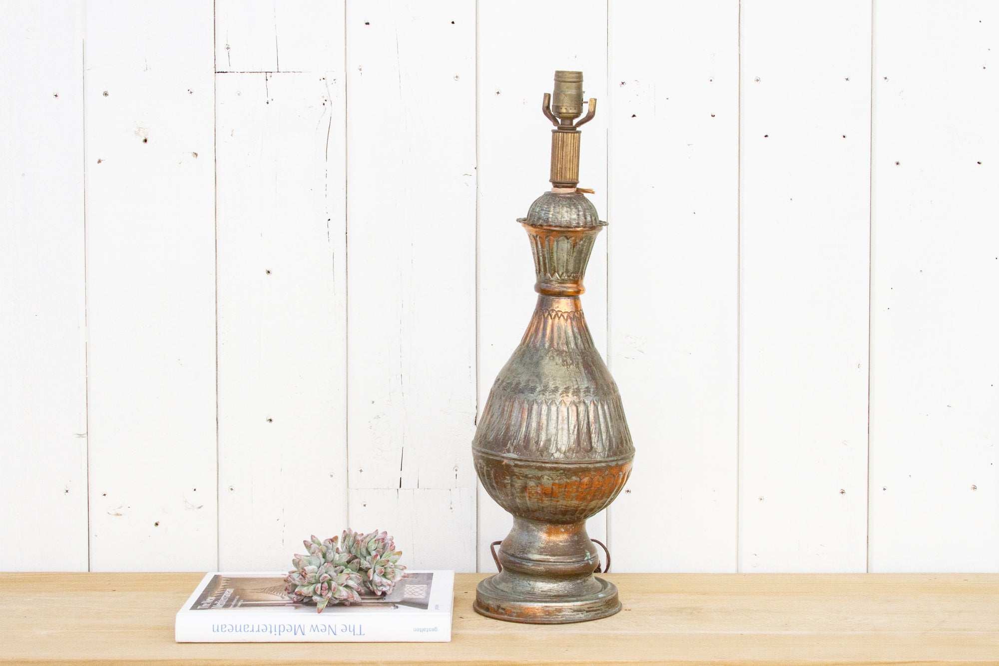 DE-COR | Ispirazione globale, Antica lampada inglese in rame