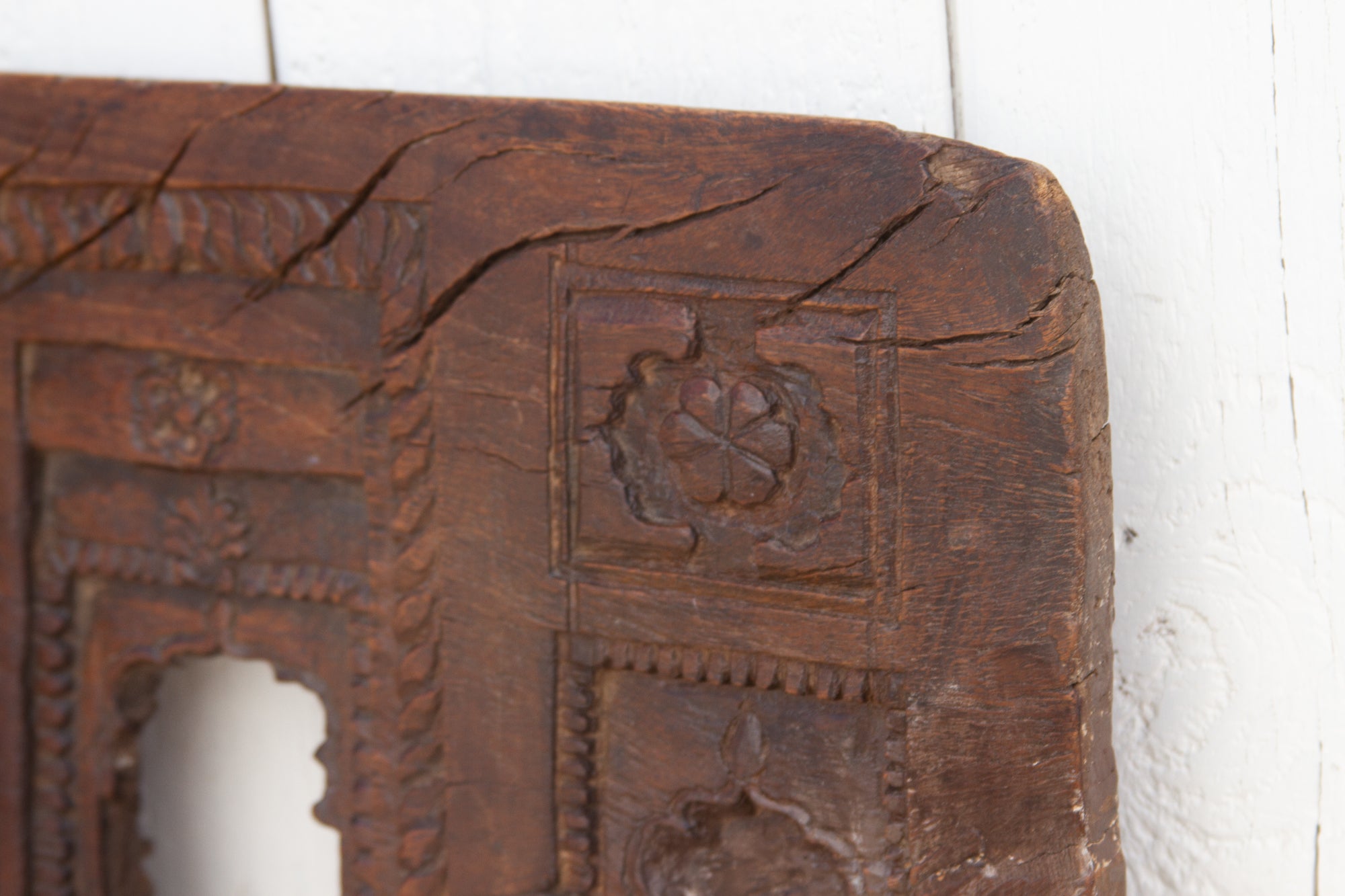 DE-COR | Ispirazione globale, Antica nicchia in legno intagliato del Rajasthani