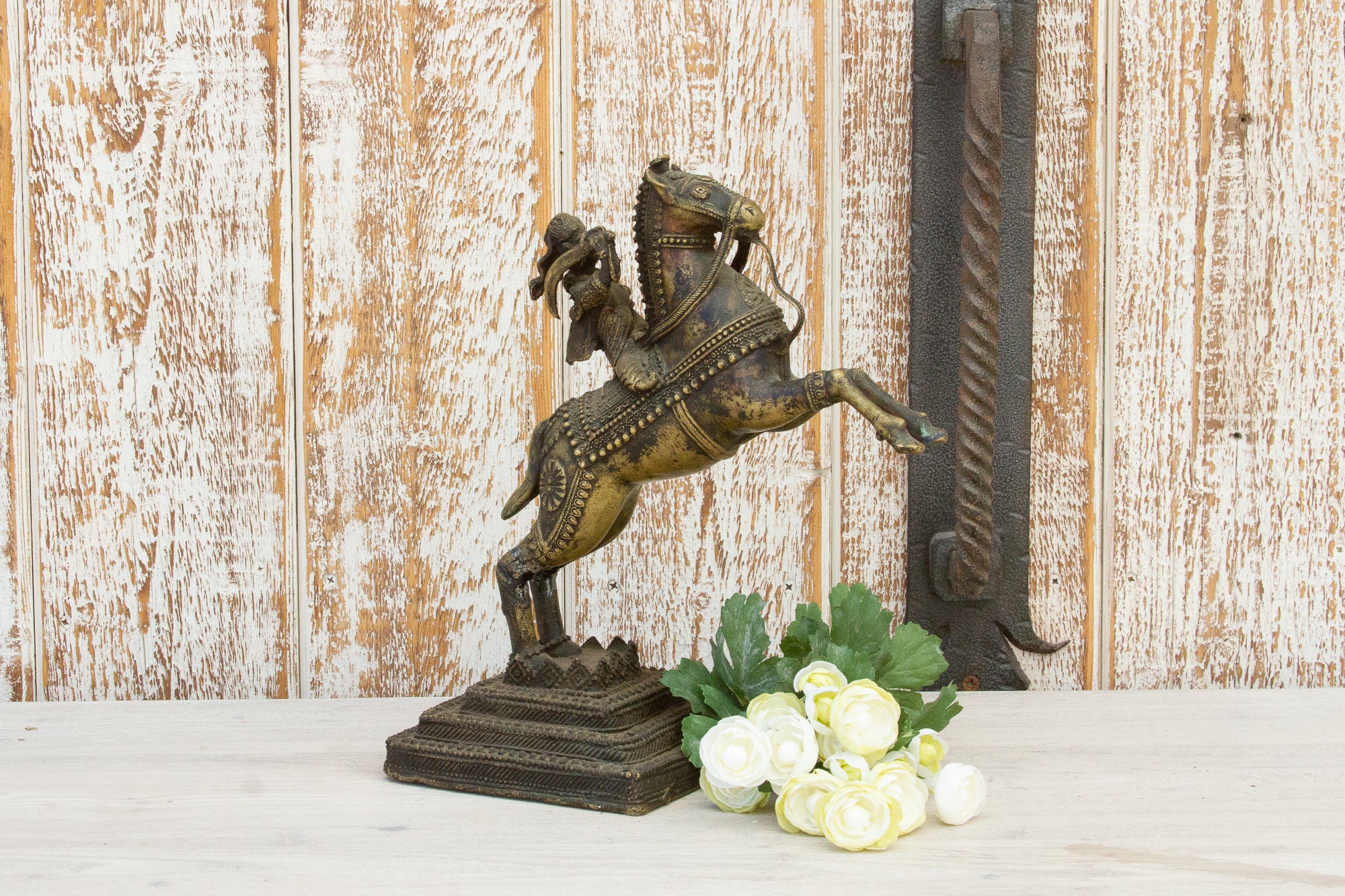 DE-COR | Ispirazione globale, Antica statua in ottone del cavallo indiano Ajmer