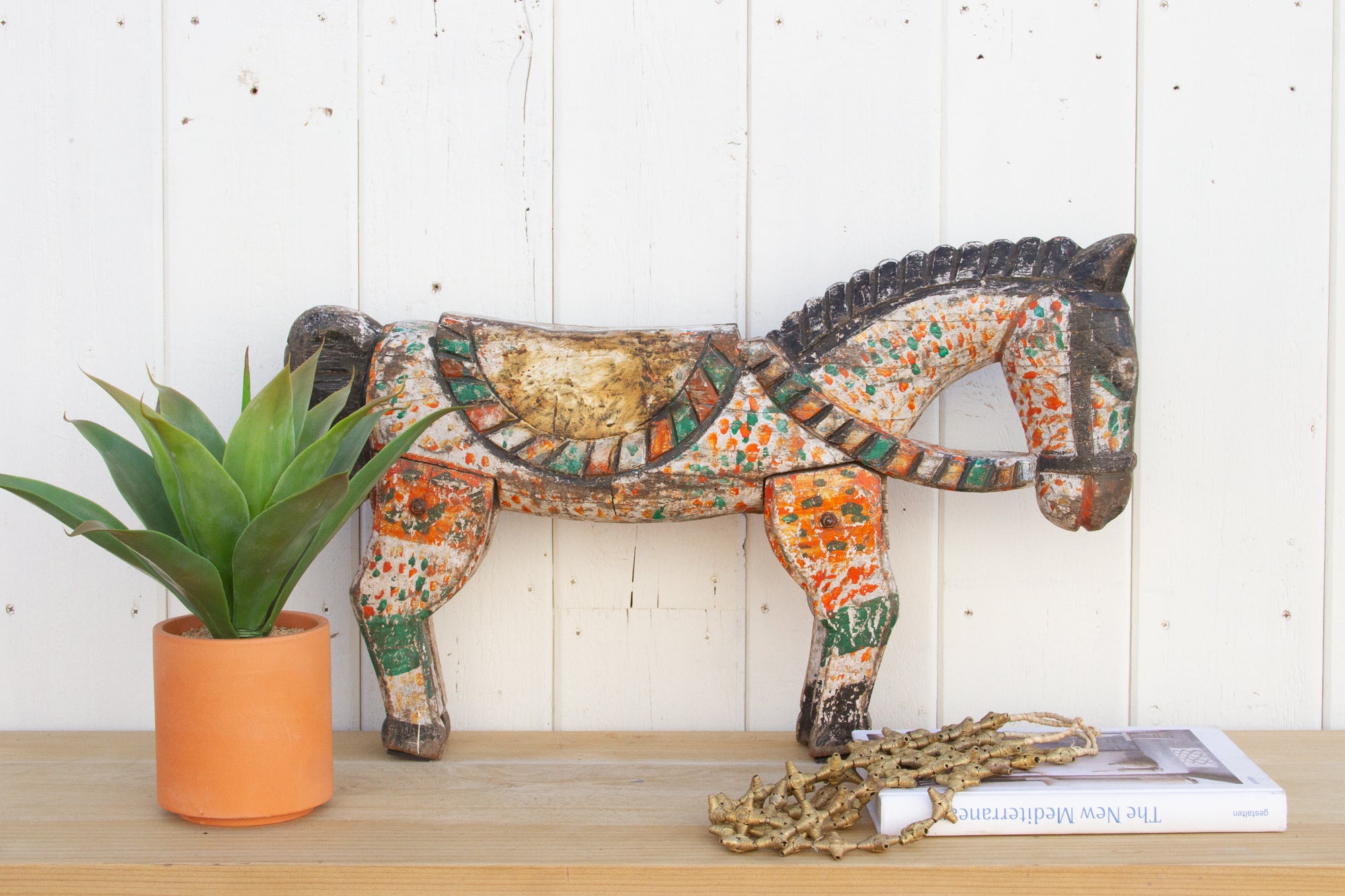 DE-COR | Ispirazione globale, Antico cavallo indiano folkloristico su cavalletto