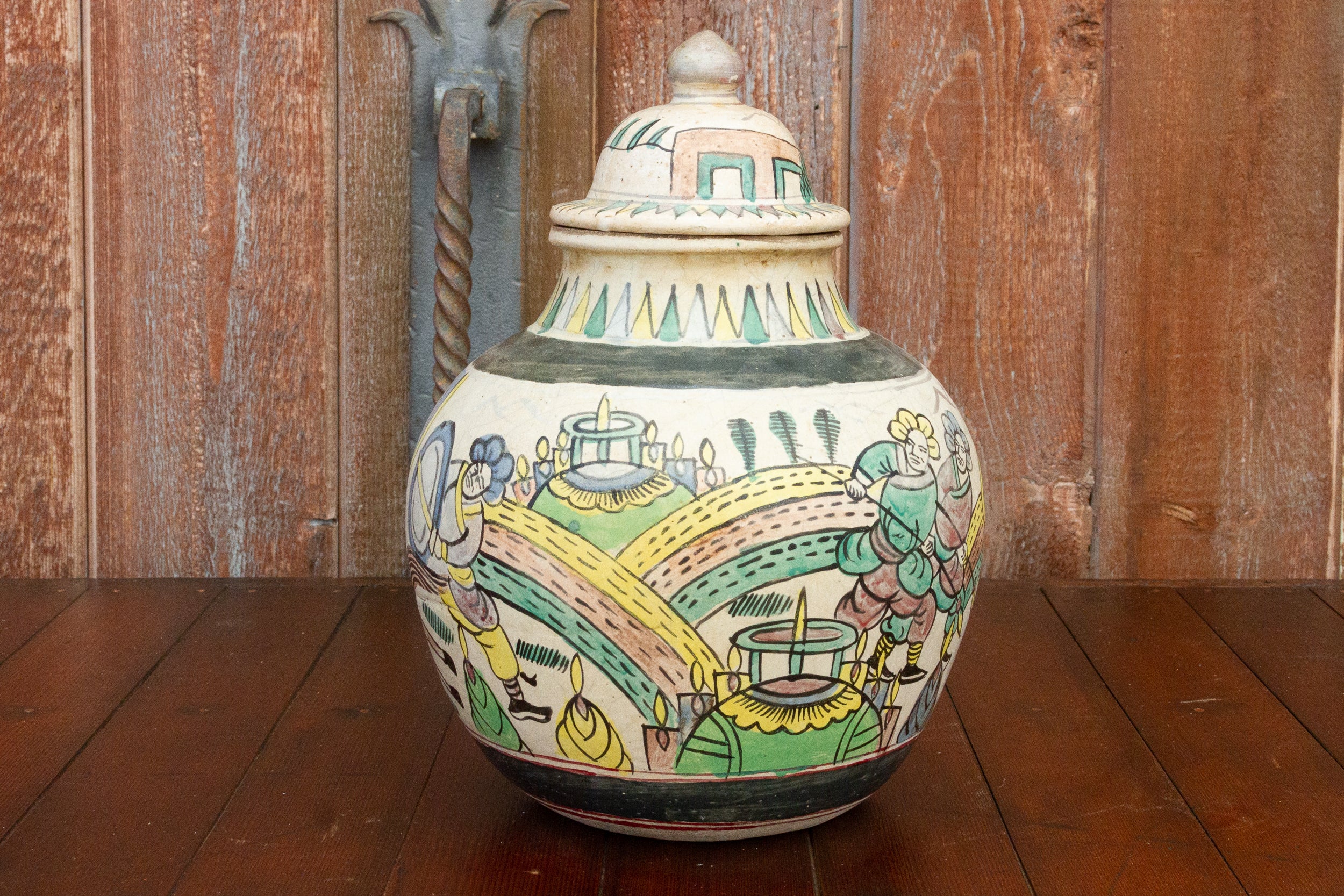 DE-COR | Ispirazione globale, Antico vaso cinese a crepe