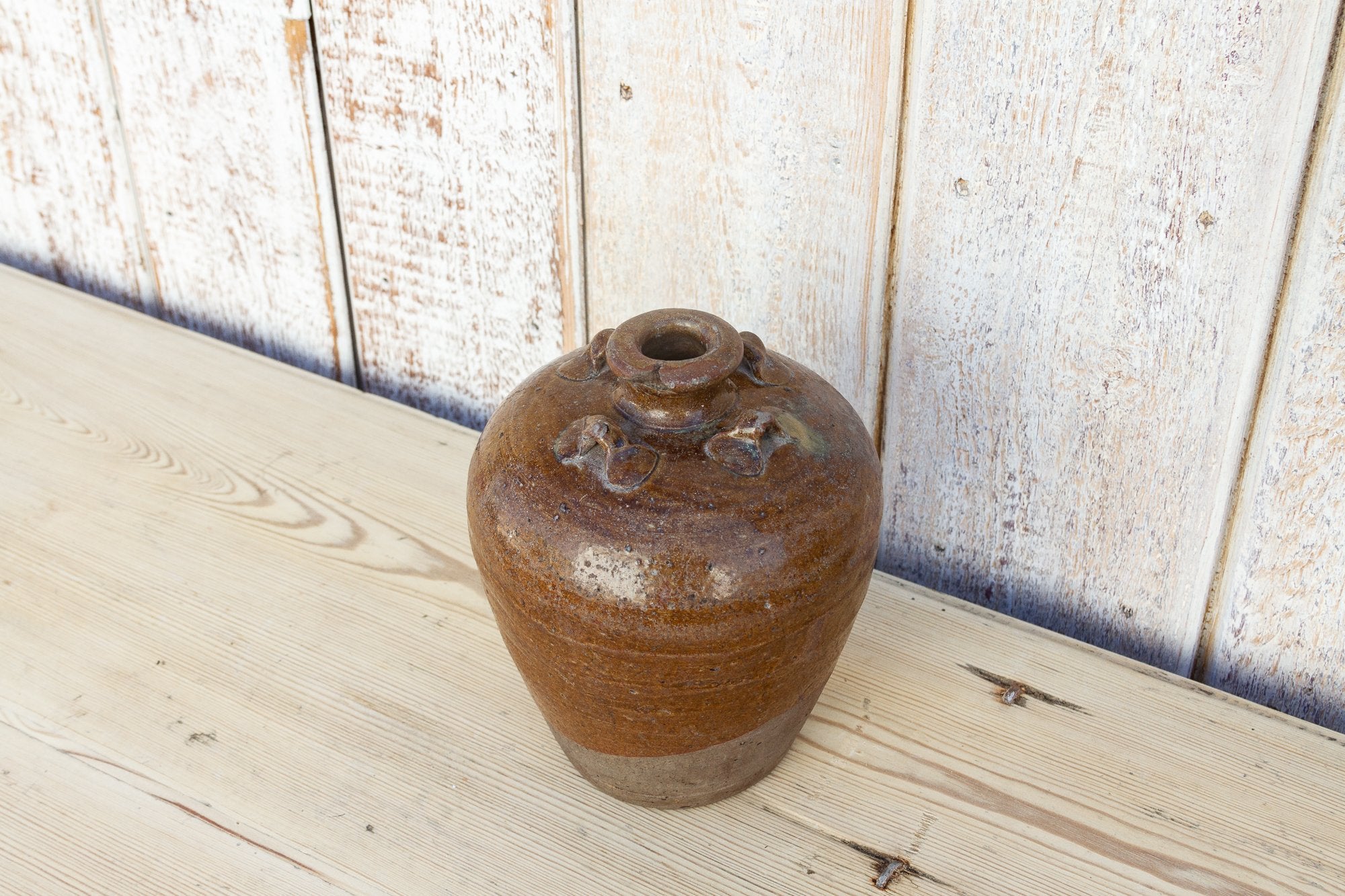DE-COR | Ispirazione globale, Antico vaso da vino birmano in gres (commercio)