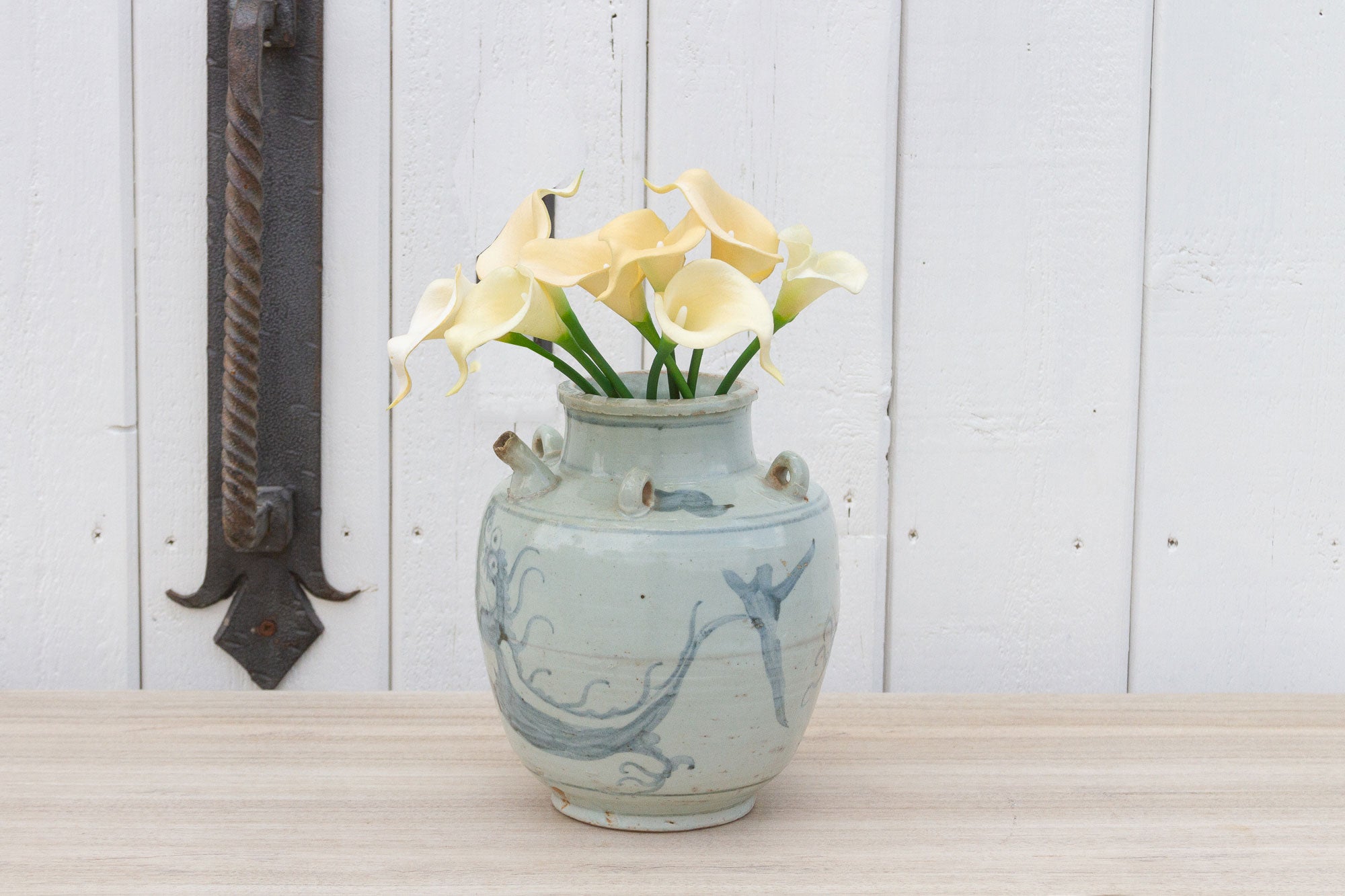 DE-COR | Ispirazione globale, Antico vaso in porcellana con motivo a drago (commercio)