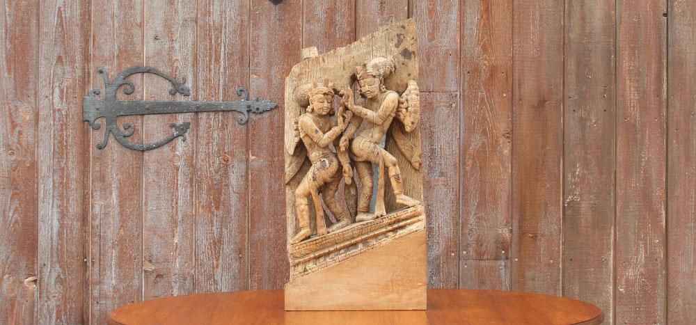 DE-COR | Ispirazione globale, Arte intagliata del guerriero Rajput del XVIII secolo (commercio)