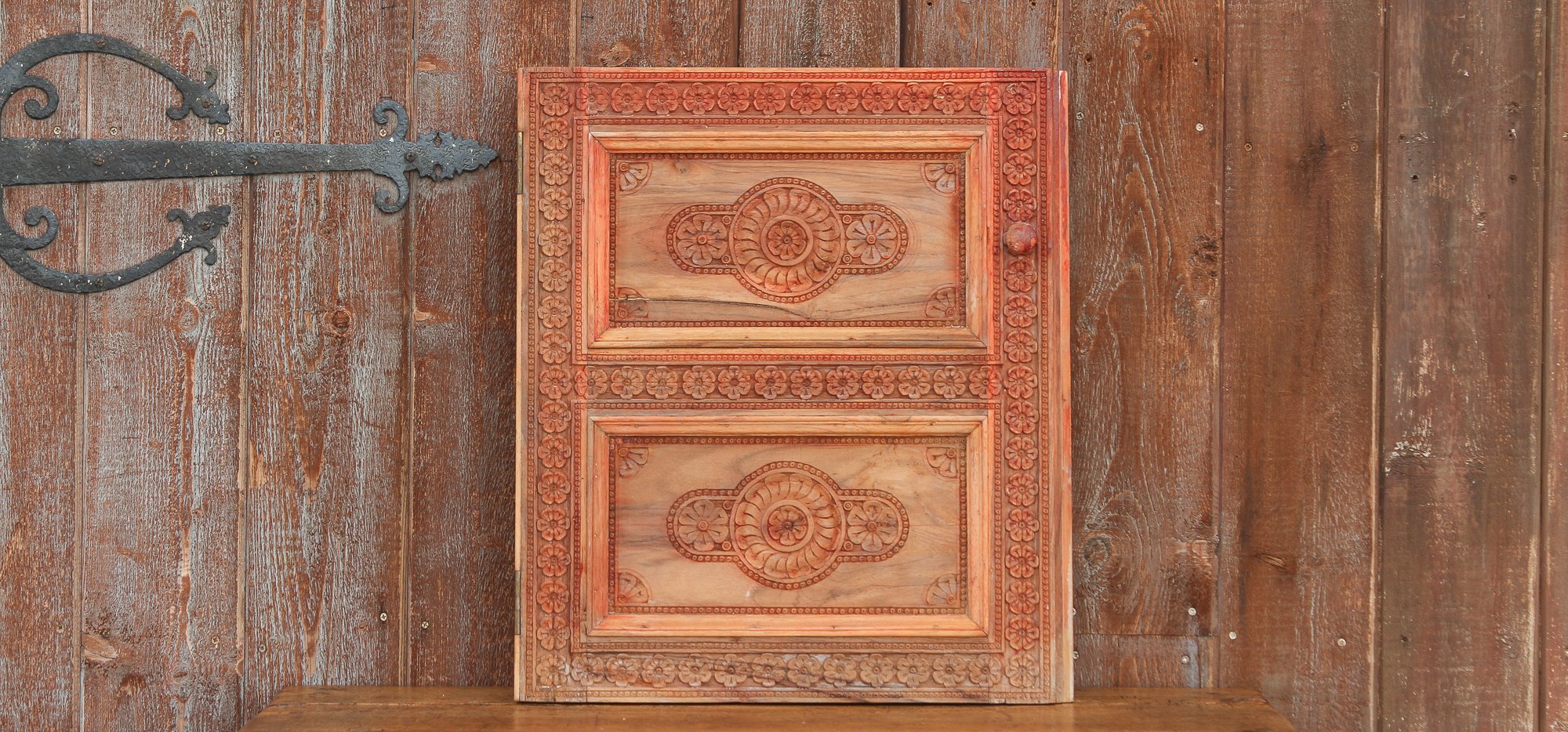 DE-COR | Ispirazione globale, Pannello di legno antico alto Chinar Kashmir (commercio)