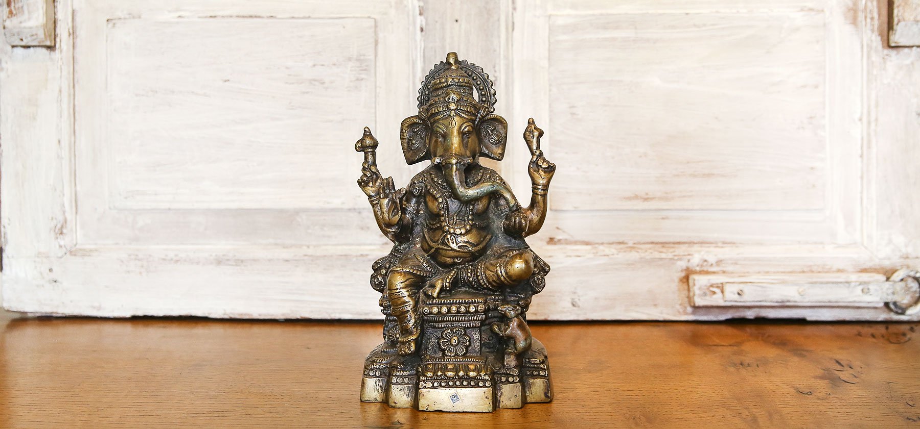 DE-COR | Ispirazione globale, Statua di Ganesh seduta in ottone II (commercio)