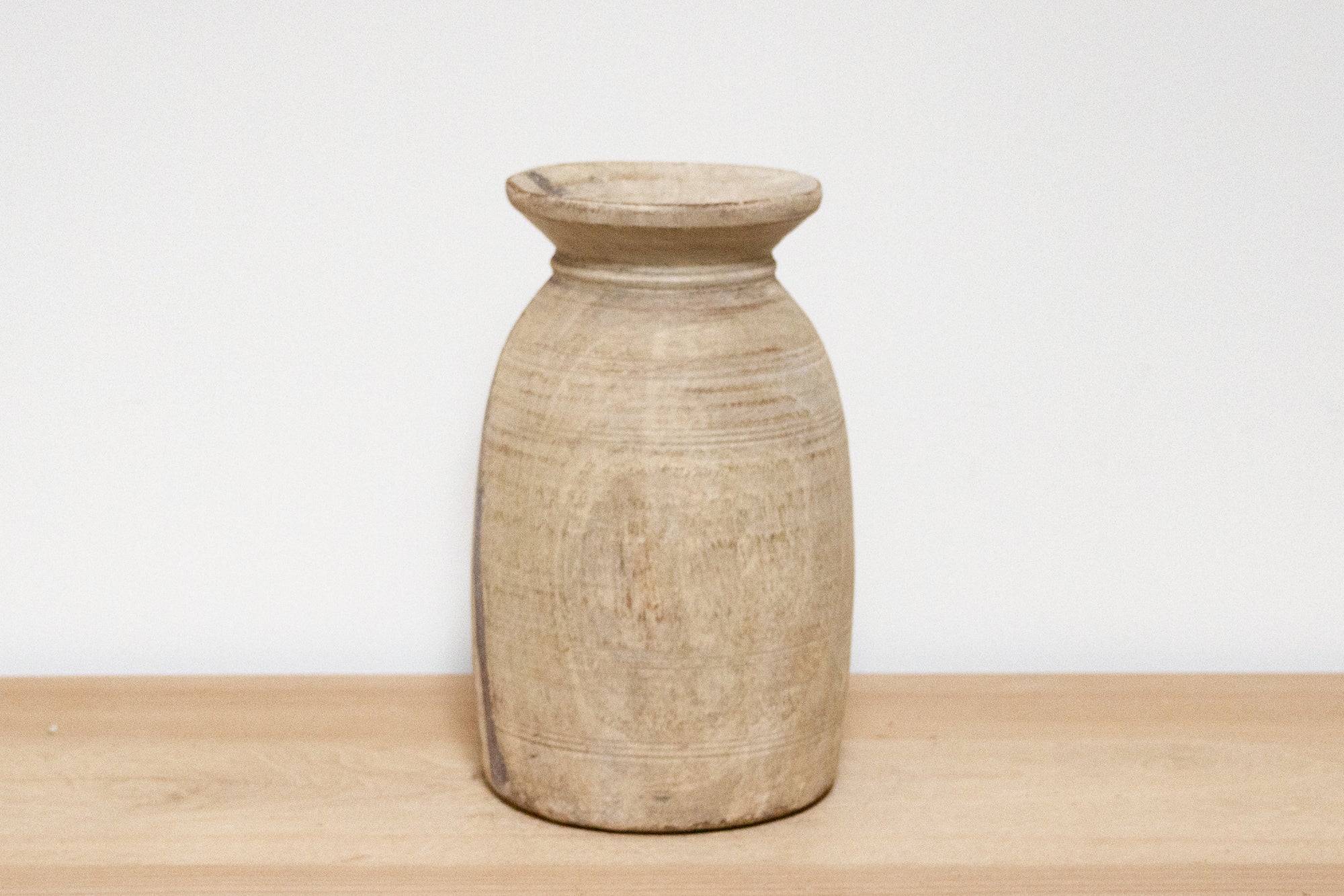 DE-COR | Ispirazione globale, Vaso d'acqua antico sbiancato - Mondru (commercio)