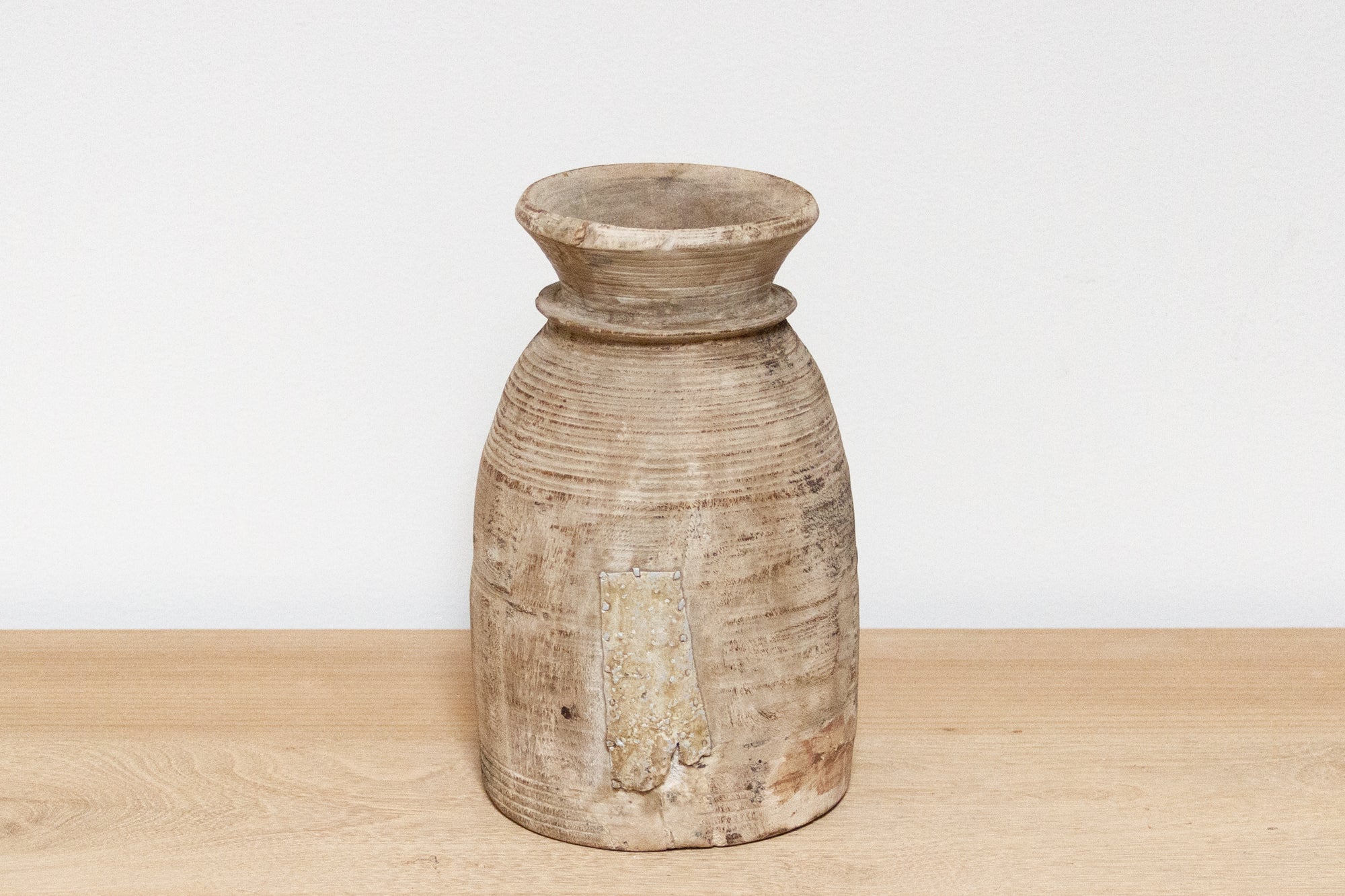 DE-COR | Ispirazione globale, Vaso d'acqua antico sbiancato (commercio)