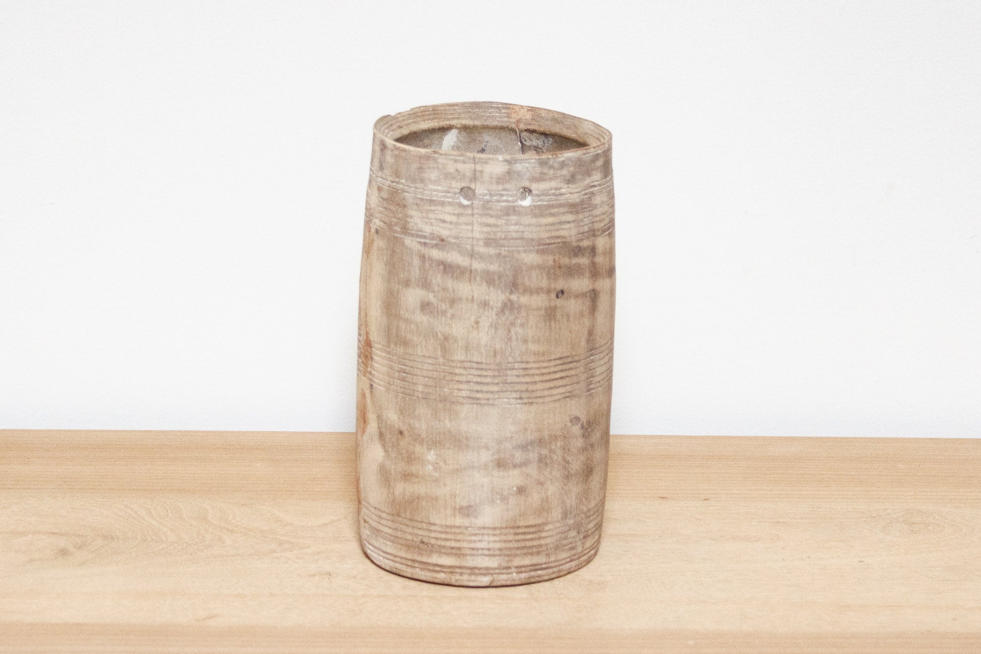 DE-COR | Ispirazione globale, Vaso di legno antico-Batsa