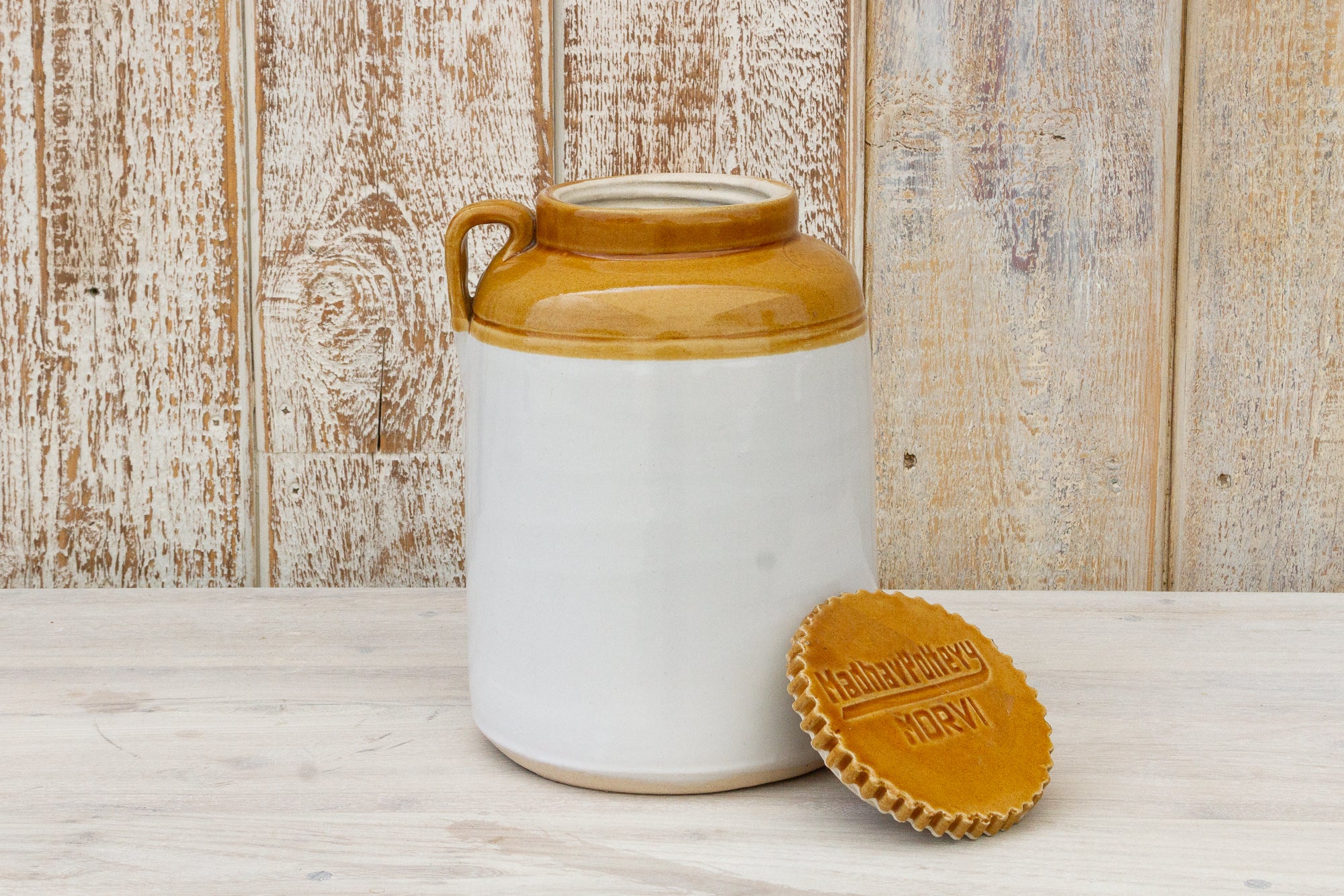 DE-COR | Ispirazione globale, Vaso vintage con smalto giallo (commercio)